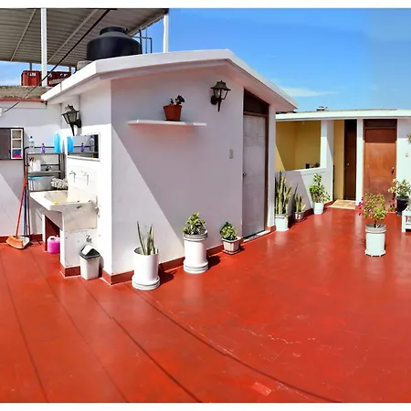 Hospedaje La Casa Blanca Urbanizacion Buenos Aires Exterior photo