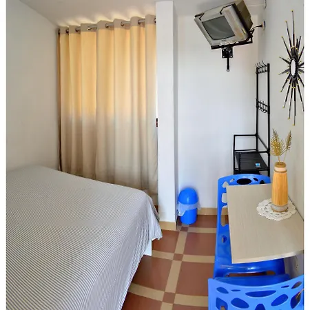 Hospedaje La Casa Blanca Urbanizacion Buenos Aires Exterior photo