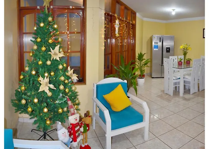 Hospedaje La Casa Blanca