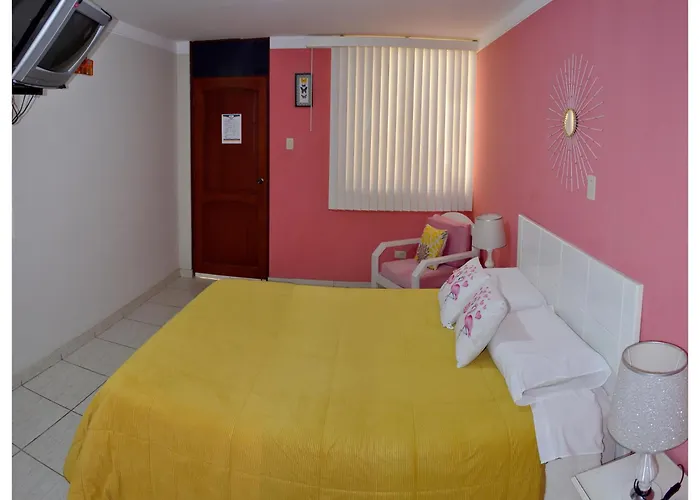Hospedaje La Casa Blanca