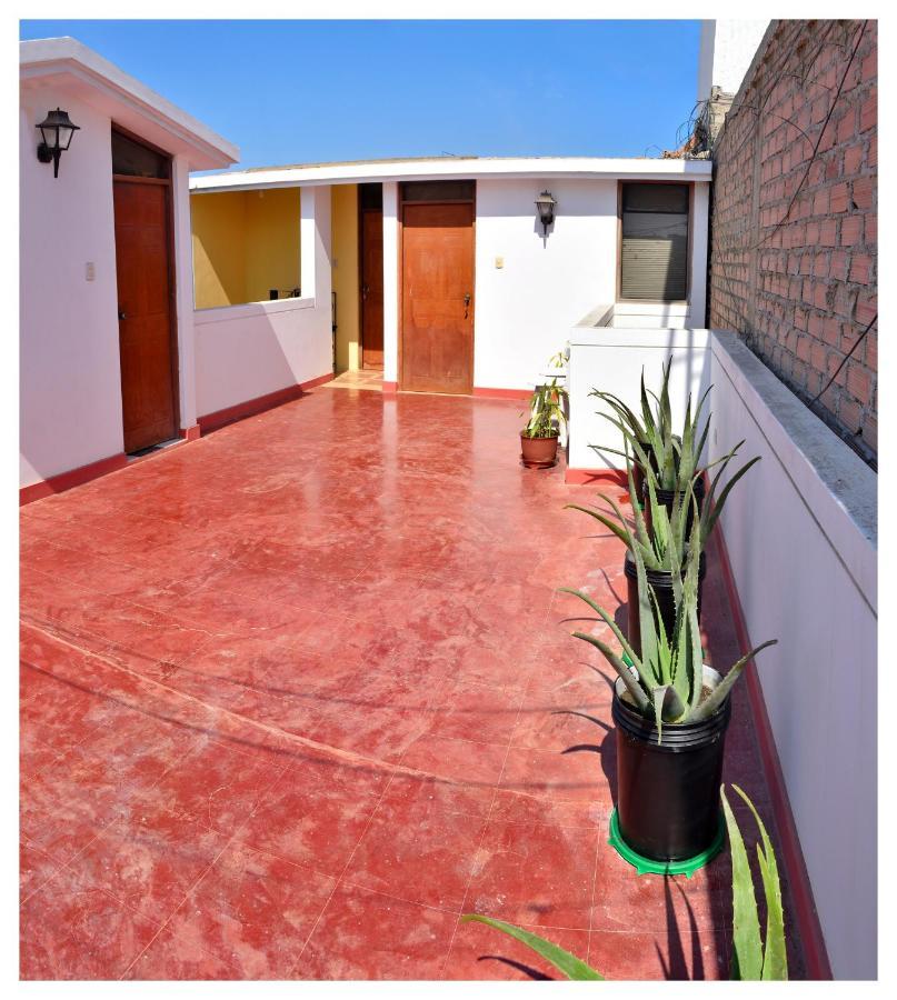Homestay La Casa Blanca Urbanizacion Buenos Aires