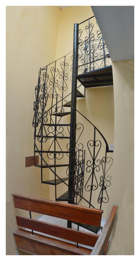 La Casa Blanca Homestay Urbanizacion Buenos Aires